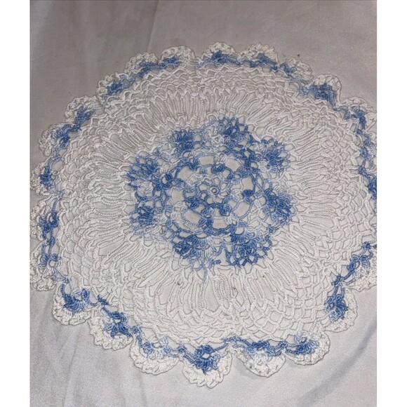 Vintage Hand Crocheted Doily 13 1/2" Round Blue white - Picture 1 of 3